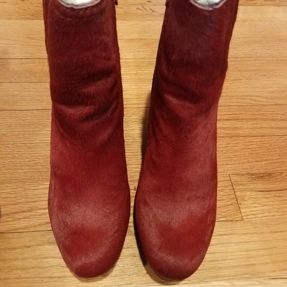 NIB Calvin Klein Odelle Hair Calf Boot, 8.5 Berry - Picture 1 of 5
